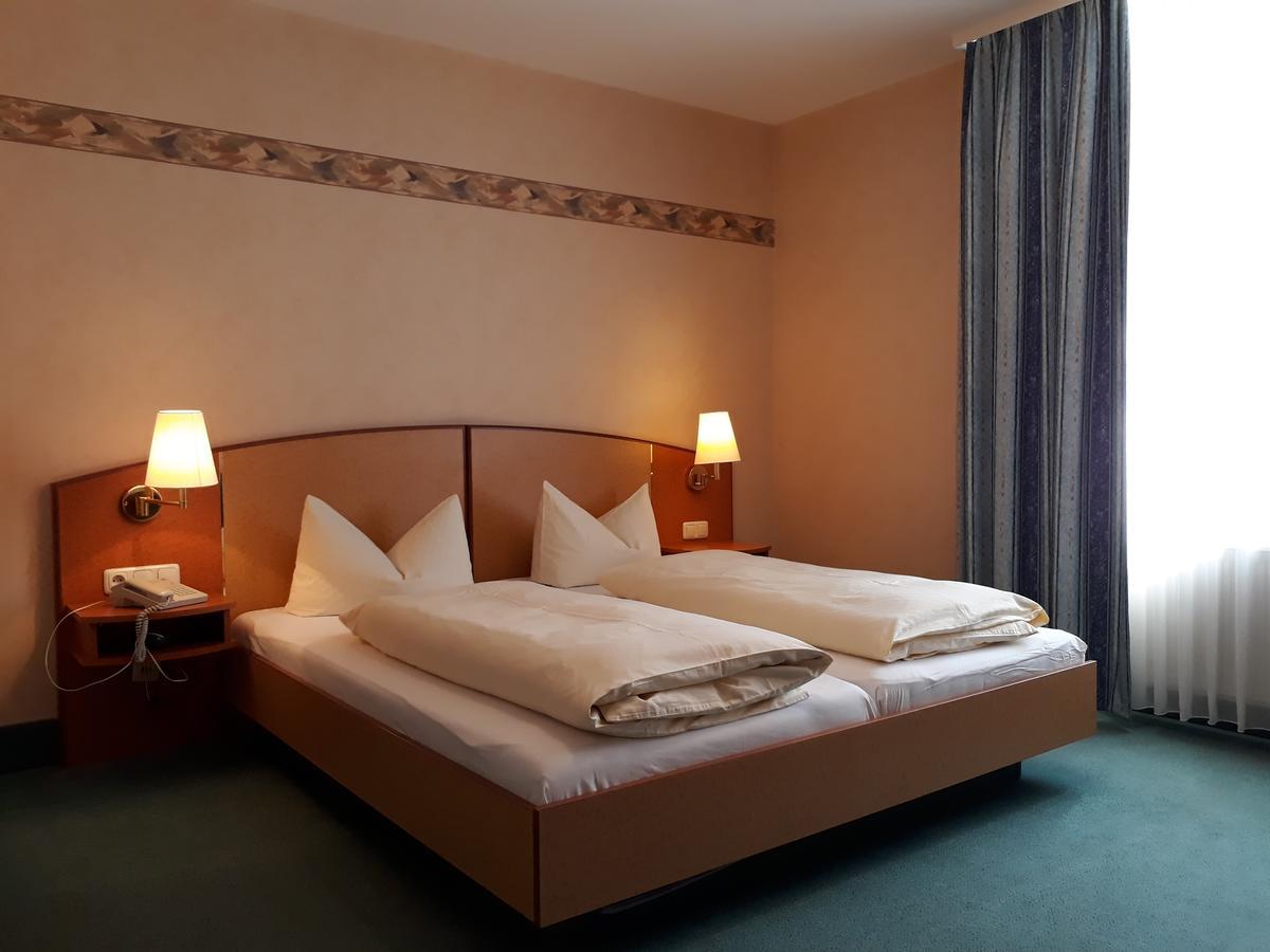 Hotel Quellenpark Bad Elster Exterior photo